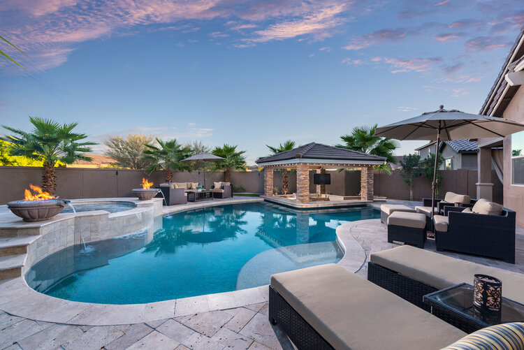 Custom spa and spool pool design
