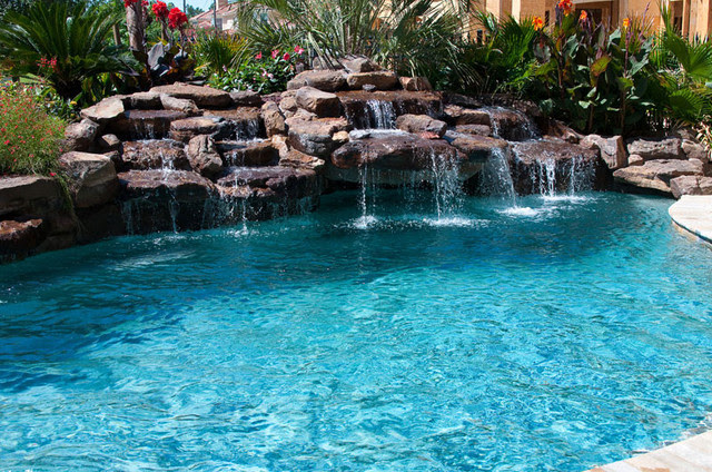 Choosing a Pool Service That You Can Trust