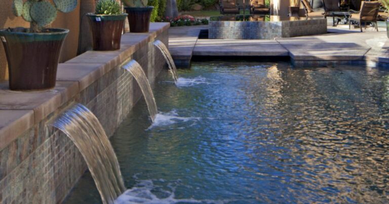 Tips for Building a Luxury Small Pool in Your Backyard