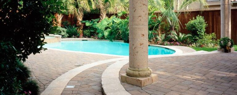 The best plants to choose around your pool