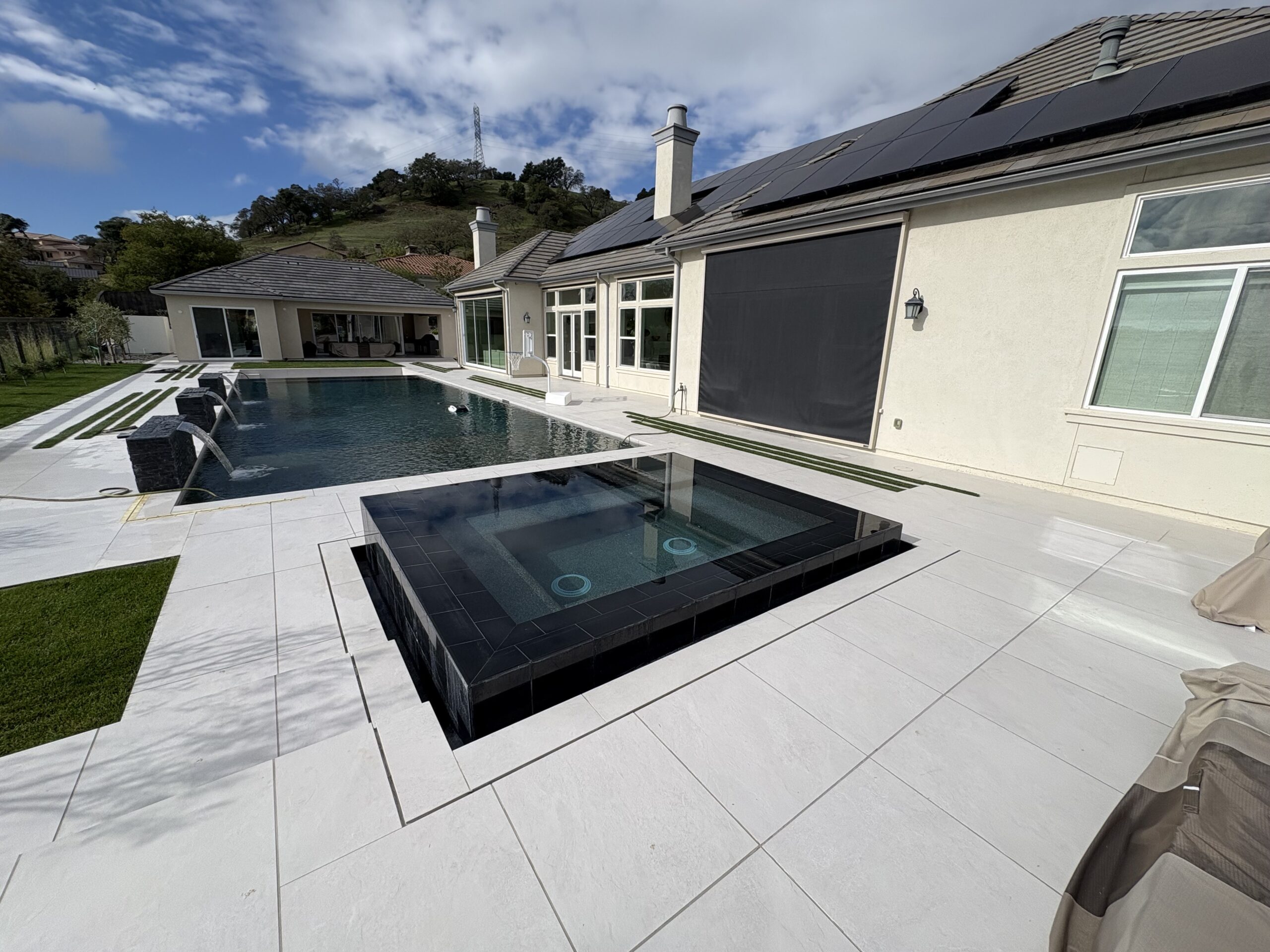 Modern residential swimming pool project